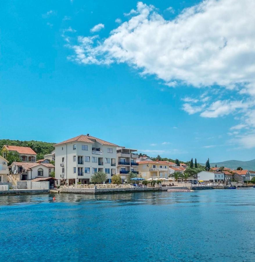 Timea Apartment Tivat Dış mekan fotoğraf